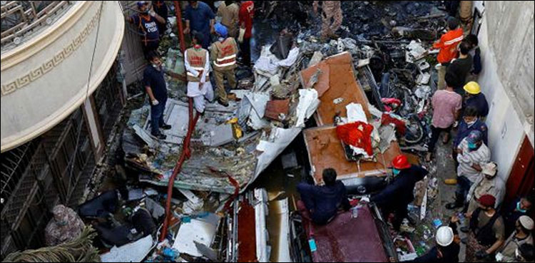 پی آئی اے طیارہ حادثہ، تحقیقات کا دائرہ ایئرٹریفک کنٹرولر تک وسیع