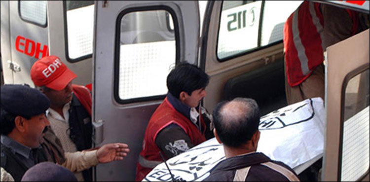نوری آباد کے قریب خوفناک حادثہ ،3خواتین جاں بحق،9 زخمی