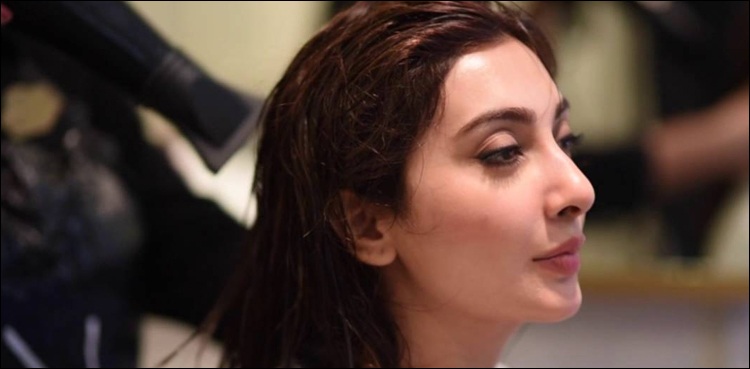 شوبز انڈسٹری کو خیرباد کہنے والی اداکارہ کی تصاویر وائرل