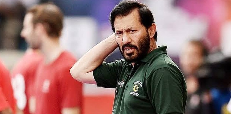 پاکستان میں ہاکی کب بحال ہوگی؟ ہیڈکوچ نے بتادیا