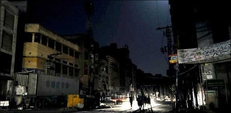 بجلی کی لوڈ شیڈنگ، وزیر اعظم کے معاون خصوصی کا وزیر توانائی سے شکوہ