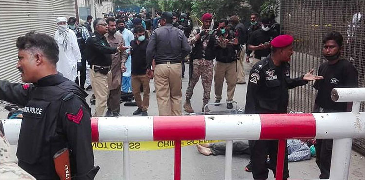 پاکستان اسٹاک ایکسچینج پر حملہ،  دہشت گردوں سے لڑنیوالے اہلکاروں کیلئےبڑے انعام کا اعلان
