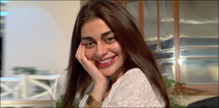 ’’میں آپ سے پیار کرتی ہوں، آپ خوبصورت لوگوں میں سے ایک ہیں‘‘