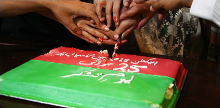 پی ٹی آئی کراچی کا یوم تشکر منانے کا اعلان
