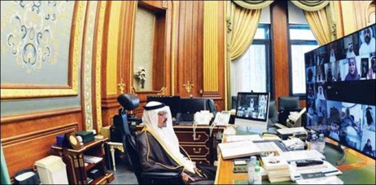 سعودی عرب: سوشل میڈیا پر اشتہارات کے قوانین بنانے کا مطالبہ