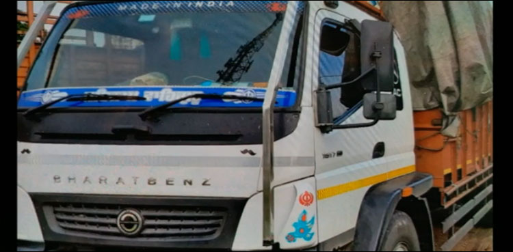 کیلے کے ٹرک میں افیون اسمگلنگ کی کوشش ناکام، ملزمان گرفتار