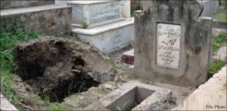 کراچی : قبرستانوں میں قبضہ مافیا کیسے پنجے گاڑتی ہے؟ جانیے