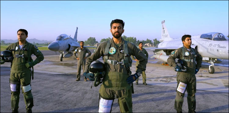 پاک فضائیہ کےJF-17 تھنڈر طیارے کی پہلی بار ورچوئل رائل ائیرٹیٹو شو میں شرکت