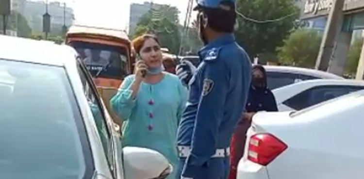 ٹریفک وارڈن سے بدتمیزی کرنے والی خاتون کی ضمانت منظور