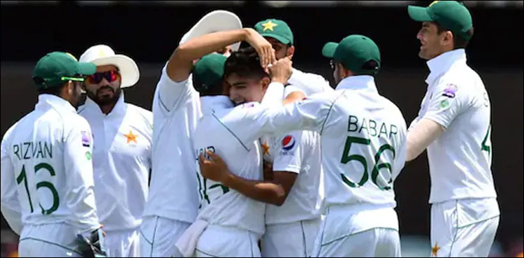 چیف سلیکٹر نے دورہ آسٹریلیا کیلئے قومی اسکواڈ کا اعلان کردیا