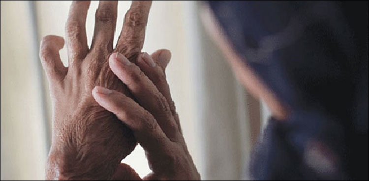 پڑوسی بہنوں پر تیزاب پھینکنے والا ملزم بہن سمیت گرفتار