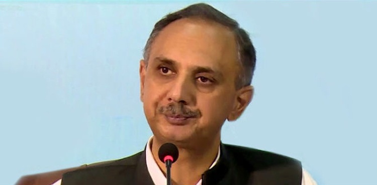 یہ ہماری کنپٹی پر رکھ کر ترامیم کروانا چاہتے ہیں، عمر ایوب