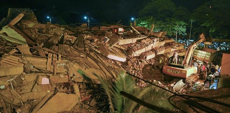 بھارت : پانچ منزلہ عمارت گرنے سے دو افراد ہلاک 25 زخمی