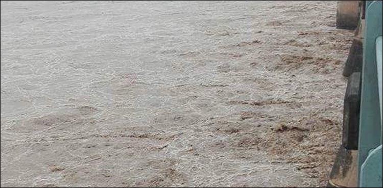 بھارت کی جانب سے چھوڑا گیا سیلابی ریلا پاکستان پہنچ گیا