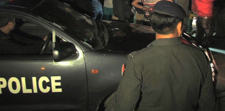لاہور میں لڑکی زیادتی کے بعد قتل، پولیس نے تدقین روک دی