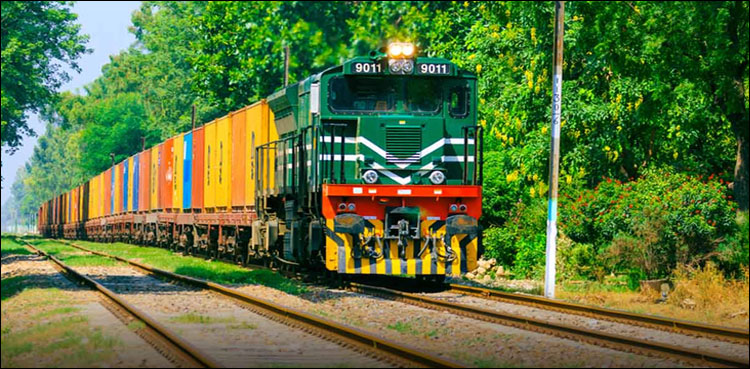 5 سال کے دوران ریلوے میں کتنا خسارہ ہوا؟