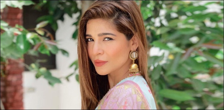 ’ہمارے محافظ ہی منفی باتیں کریں گے تو کس سے شکوہ کرینگے‘
