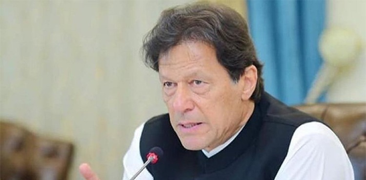 وزیراعظم عمران خان کا  بیرون ملک پاکستانیوں کی شکایت پرنوٹس