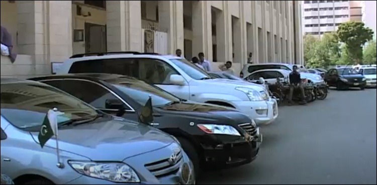 بلدیاتی نمائندوں سے گاڑیاں فوری واپس لینے کا حکم جاری