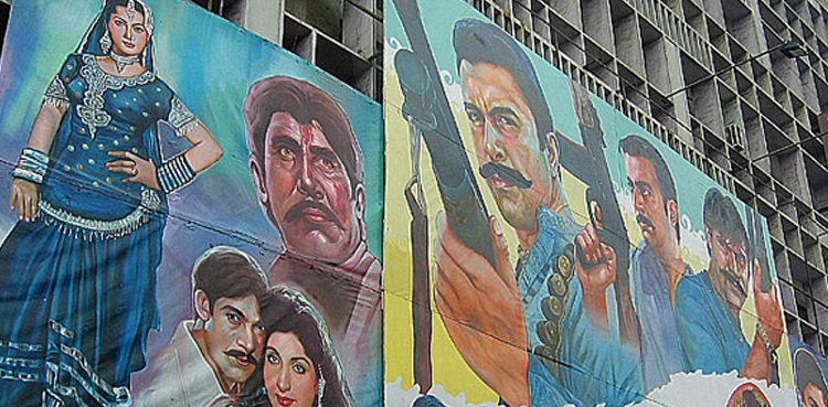 سپر اسٹارز جنھوں‌ نے پاکستانی فلموں‌ میں‌ ڈبل کردار نبھائے