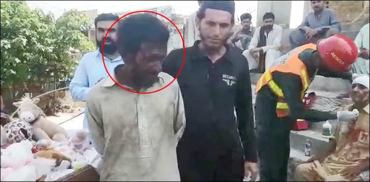 راولپنڈی، پاگل شخص کے شہریوں پر حملے، خوف پھیل گیا