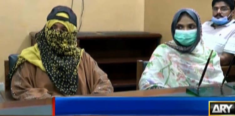 پولیو کے خاتمے کیلئے کوشاں لاہور کی دو خواتین عزم و ہمت کا پیکر