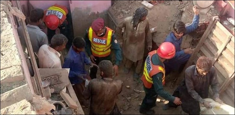 اوکاڑہ، زیر تعمیر مکان کی چھت گرنے سے 5 افراد جاں بحق
