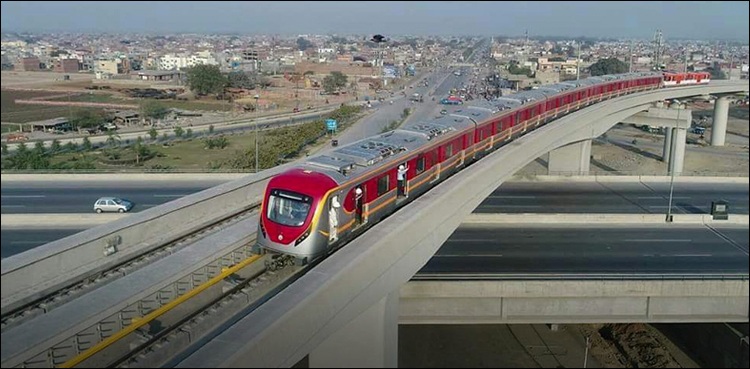 لاہورمیں شہریوں کے لئے اورنج لائن ٹرین سروس کا آغاز