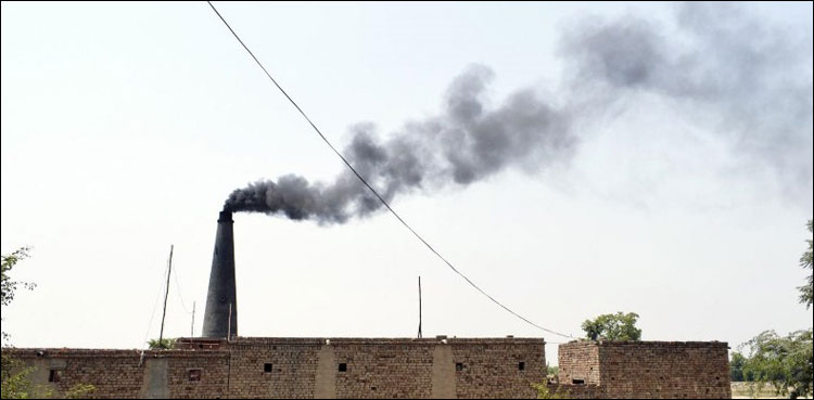 اسموگ میں کمی: پنجاب میں اینٹوں کے بھٹوں کی بندش شروع