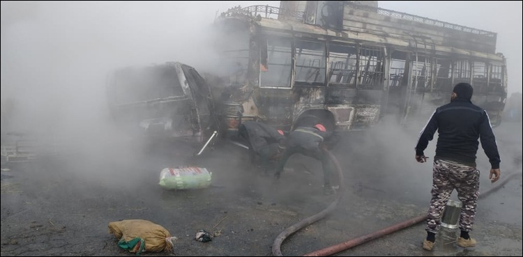 شیخوپورہ: بس اور وین میں ہولناک ٹکر، 13 مسافر جاں بحق