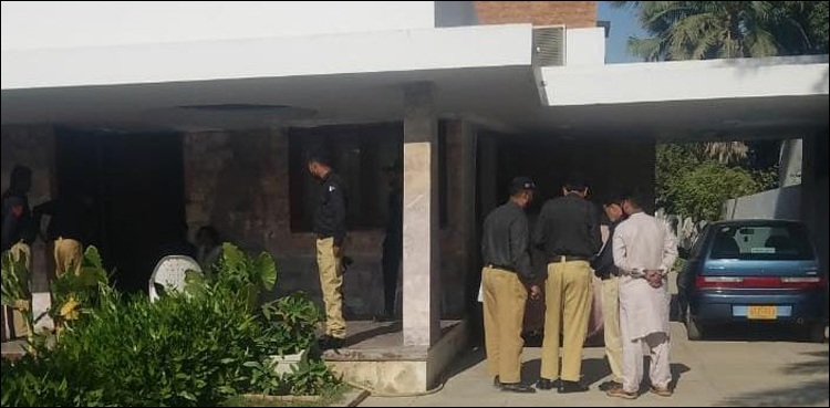 ڈکیت 1 کروڑ مالیت کا سونا اور ہیرے لوٹ کر فرار