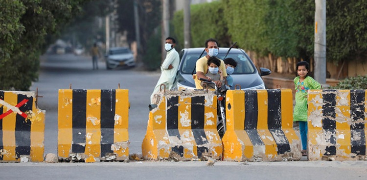 کورونا کیسز میں اضافہ : کیا کراچی میں  لاک ڈاؤن لگنے جارہا ہے؟