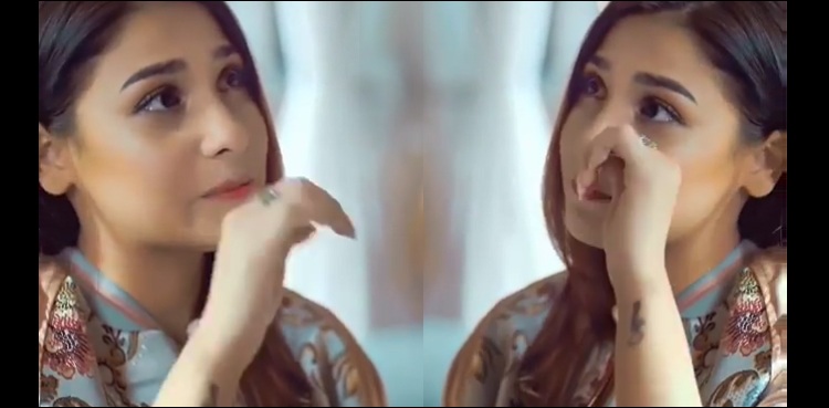 ’’حنا میری بیٹی نہیں بیٹا ہے‘‘اداکارہ والد کے ذکر پر آبدیدہ