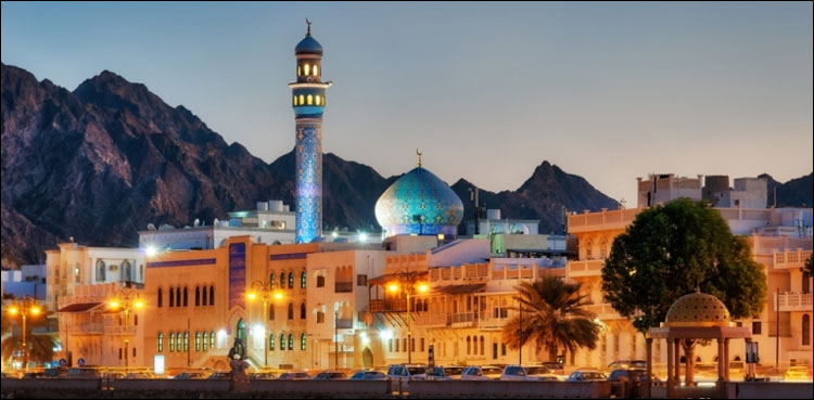عمان کا زمینی، فضائی اور سمندری راستے کھولنے کا اعلان