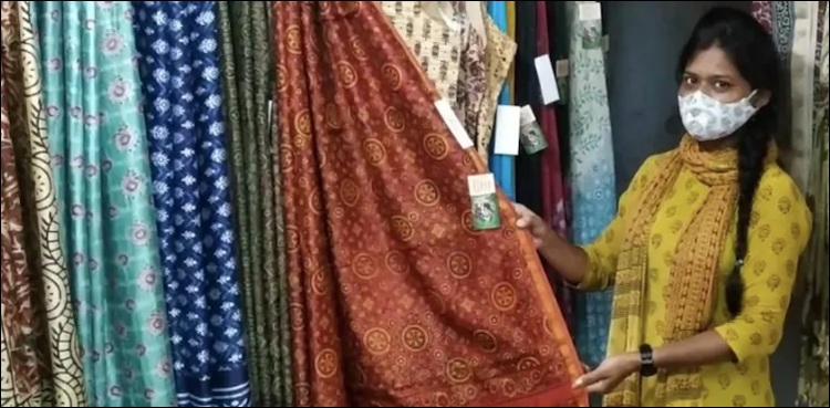 کرونا وائرس: قوت مدافعت بڑھانے والی ساڑیوں کی فروخت شروع