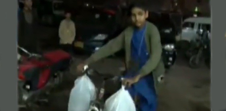 باہمت بچے کی حیرت انگیز داستان، جس کو سراہے بغیر آپ نہیں رہ سکیں گے