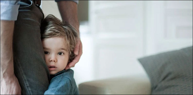 بچوں کا شرمیلا پن کیسے دور کیا جائے؟