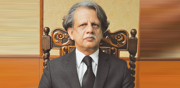 سربراہ براڈ شیٹ کمیشن عظمت سعید کا تنخواہ اور مراعات لینے سے انکار