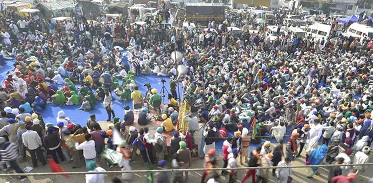 آخر کار کسانوں کے احتجاج نے مودی کو منہ کھولنے پر مجبور کر دیا