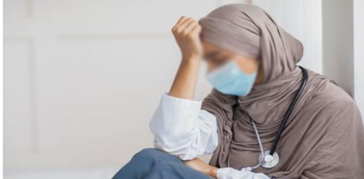 ملک میں فرنٹ لائن ہیلتھ ورکرز پر کرونا کے حملوں میں تیزی آ گئی