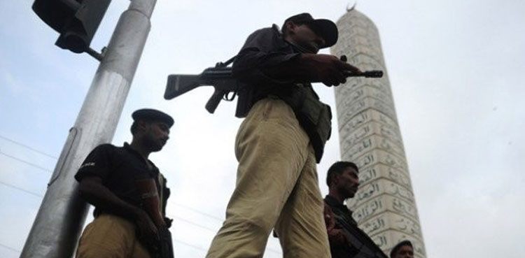 کراچی پولیس پر پیسے نہ دینے پر شہریوں کے خلاف مقدمات درج کرنے کا انکشاف