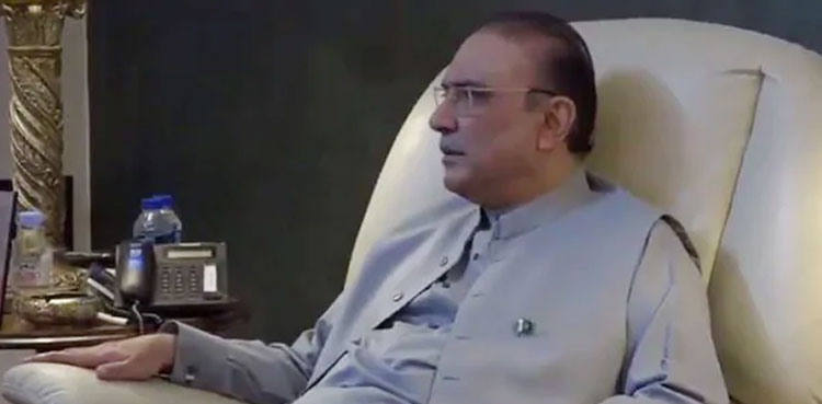 ‘ زرداری کا جادو چل گیا ،کرپشن کے بے تاج بادشاہ  نے مہارت سے پی ڈی ایم ہائی جیک کرلی’