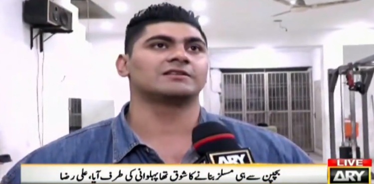 گوجرانوالہ کا پہلوان ٹک ٹاک پر’ہلک‘ کے نام سے مشہور