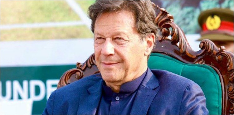 اعتماد کے ووٹ سے قبل پی ٹی آئی رہنما سوشل میڈیا پر سرگرم