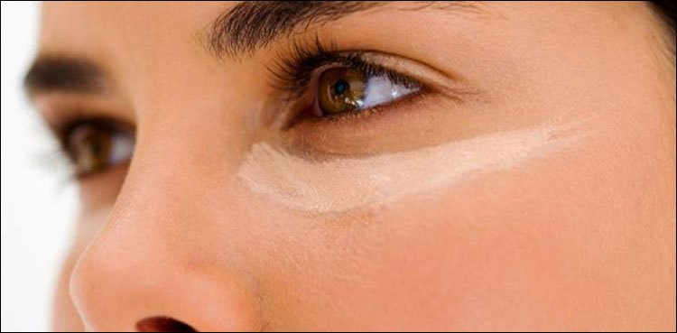خواتین میں آئرن کی کمی کی علامات کون سی ہیں؟