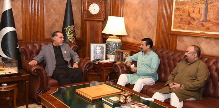 پی ٹی آئی کے ظہرانے میں ایم کیو ایم کی شرکت سے اچانک معذرت نے ہلچل پیدا کر دی