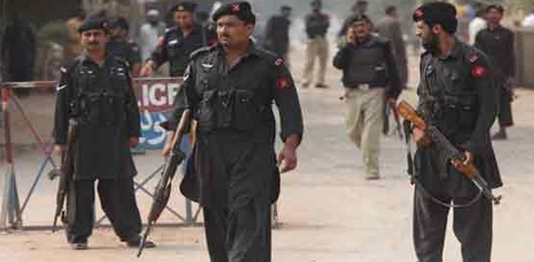 خیبرپختونخوا میں پولیس کا آپریشن، 5 خارجی دہشتگرد ہلاک، ڈی پی او، ایس ایچ او زخمی