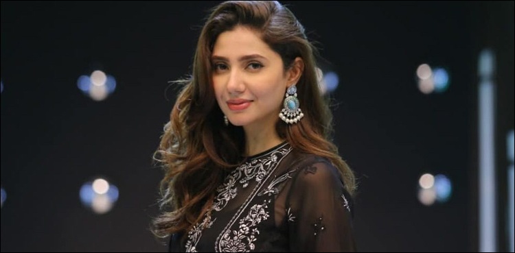 کرس گیل کے بعد ماہرہ خان کا ’گگلی چیلنج‘ ویڈیو وائرل