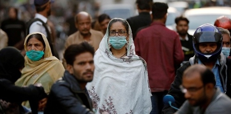 تشویشناک صورتحال: لاہور میں کورونا کے مثبت کیسز کی شرح 12 فیصد تک جا پہنچی