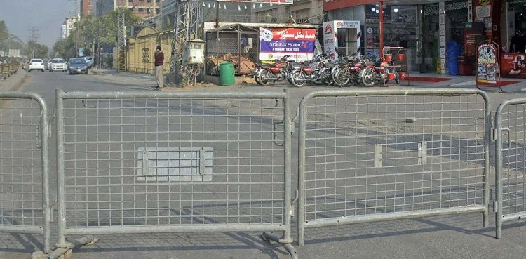 کورونا کی خطرناک صورتحال،  لاہور میں مکمل لاک ڈاؤن لگائے جانے کا امکان